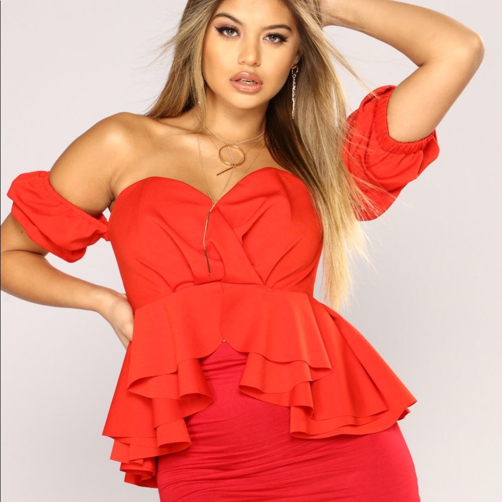 Fashion nova red top